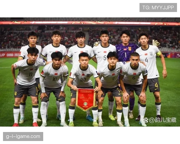 新星闪耀赛场：青年球员强势崛起，点燃足坛未来希望