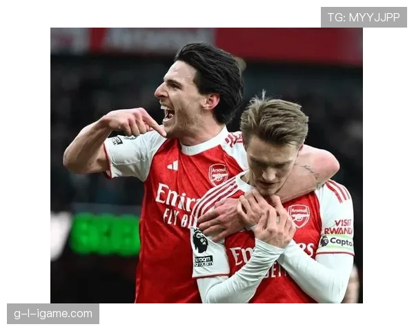 英超转会风暴再起：巨星转会展开，点燃新赛季争冠战火