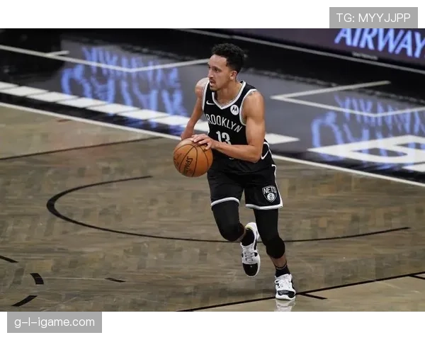 格纳布里状态回暖,持续展现进攻潜力助力球队冲击赛季佳绩 格纳布里状态回暖,持续展现进攻潜力助力球队冲击赛季佳绩