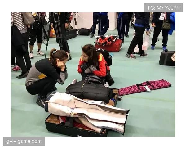 杜丽这日常，朋友圈直接换成了明星大片背景栏，谁受得了？